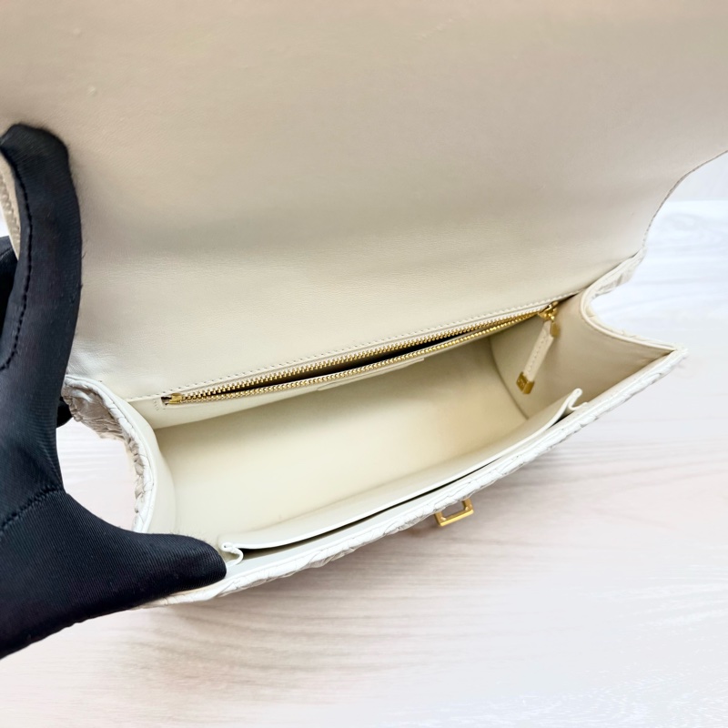 DIOR🤍限量款白金波紋小羊皮蒙田30M9220UPGO-8