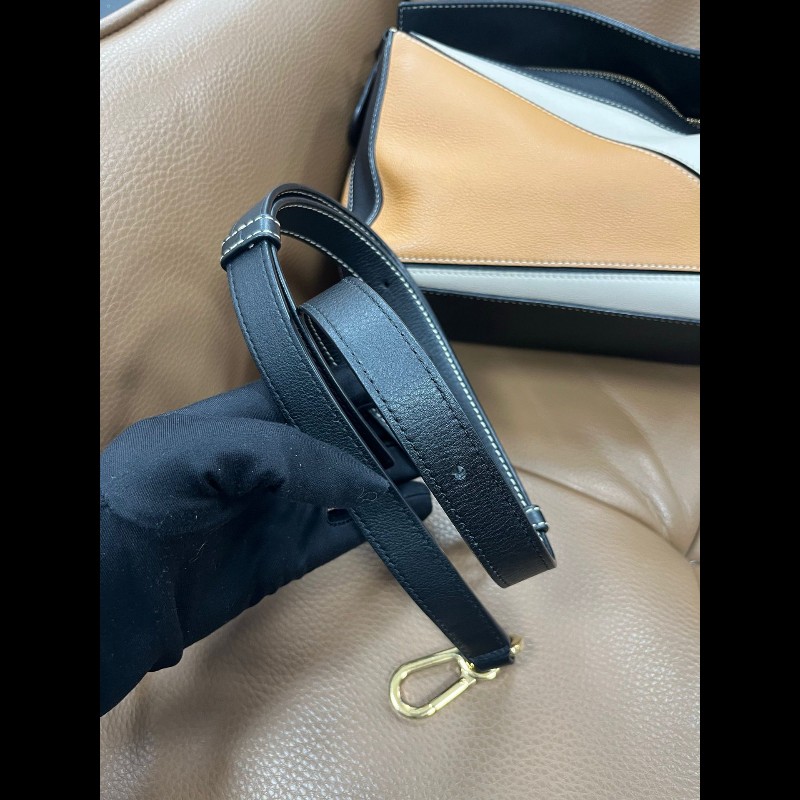 Loewe Puzzle Small-18