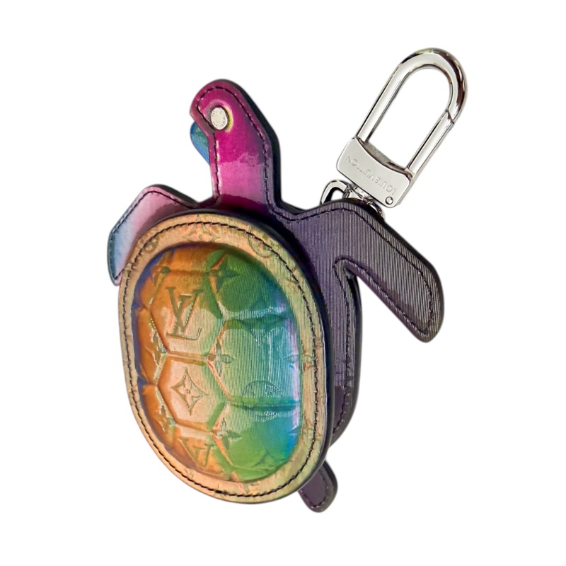 Louis Vuitton Lv 路易威登 Turtle Pouch 包包吊飾 耳機盒 鑰匙圈 Lv吊飾-3