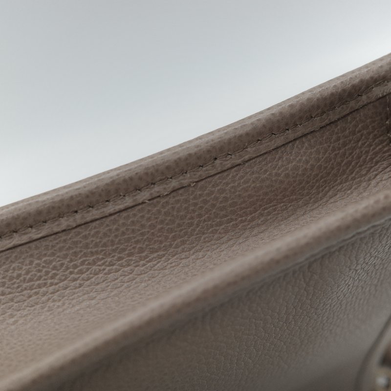 Longchamp 瓏驤 Le Foulonné 斑鳩灰色 經典粒面小牛皮 小型直式手提斜背兩用包-11