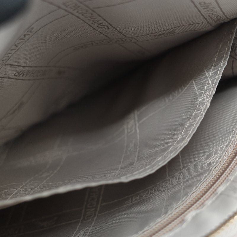 Longchamp 瓏驤 Le Foulonné 斑鳩灰色 經典粒面小牛皮 小型直式手提斜背兩用包-19