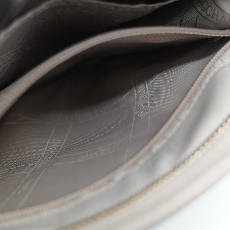 Longchamp 瓏驤 Le Foulonné 斑鳩灰色 經典粒面小牛皮 小型直式手提斜背兩用包-20