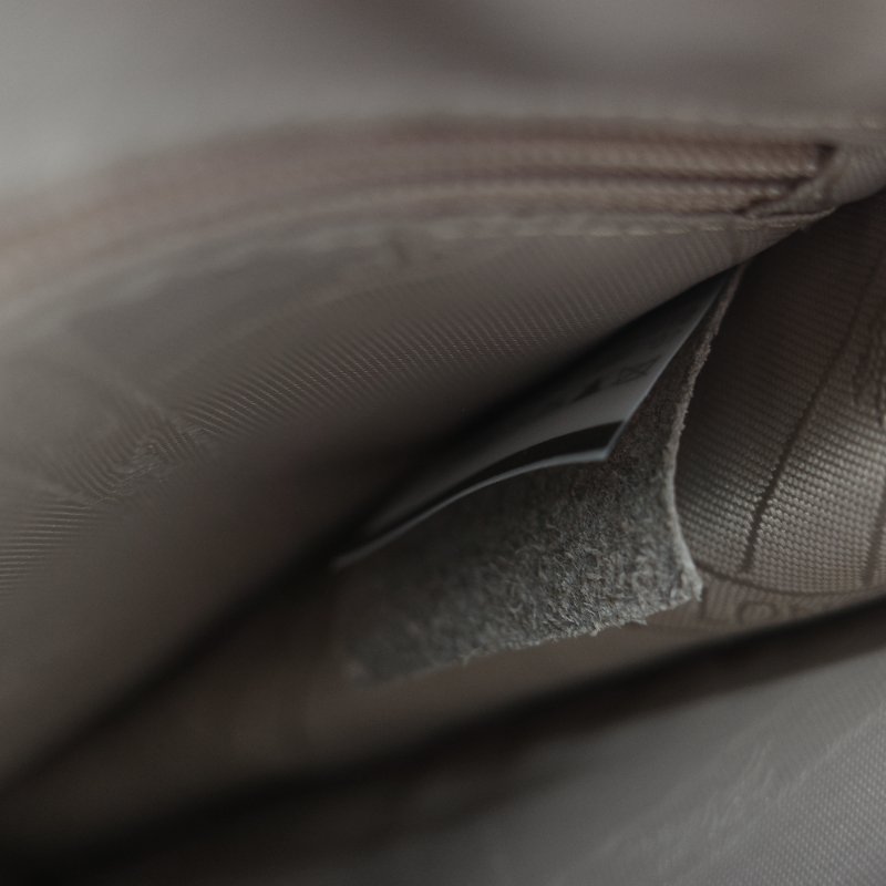 Longchamp 瓏驤 Le Foulonné 斑鳩灰色 經典粒面小牛皮 小型直式手提斜背兩用包-22