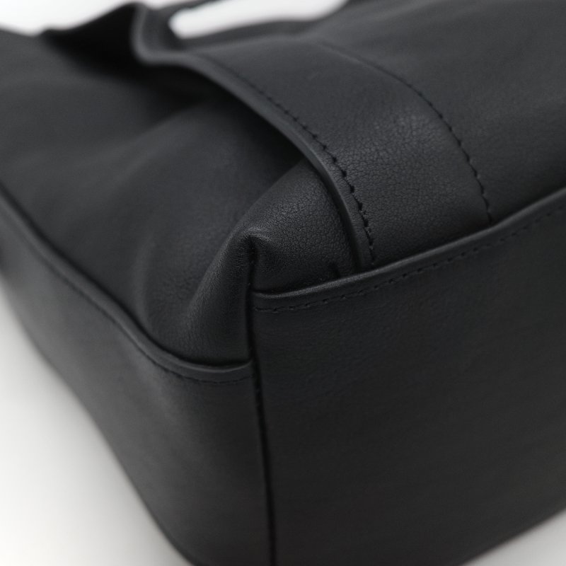 Longchamp 瓏驤 3D 立體壓印logo 經典黑色 頂級小牛皮 小型 手提斜背兩用托特包-9