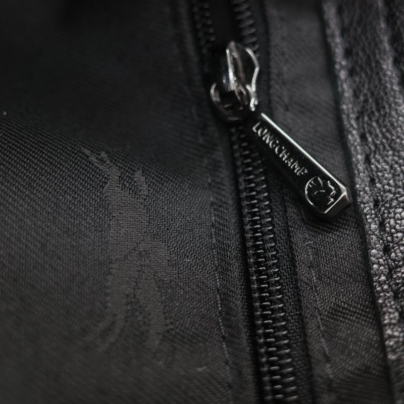 Longchamp 瓏驤 3D 立體壓印logo 經典黑色 頂級小牛皮 小型 手提斜背兩用托特包-24