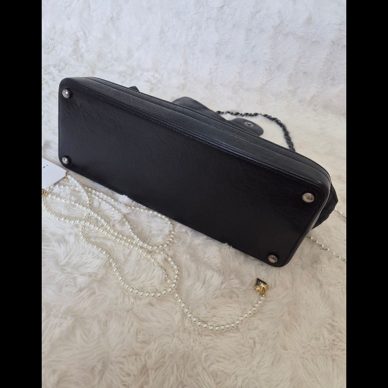 Chanel 黑銀牛皮硬底流浪機場包-4