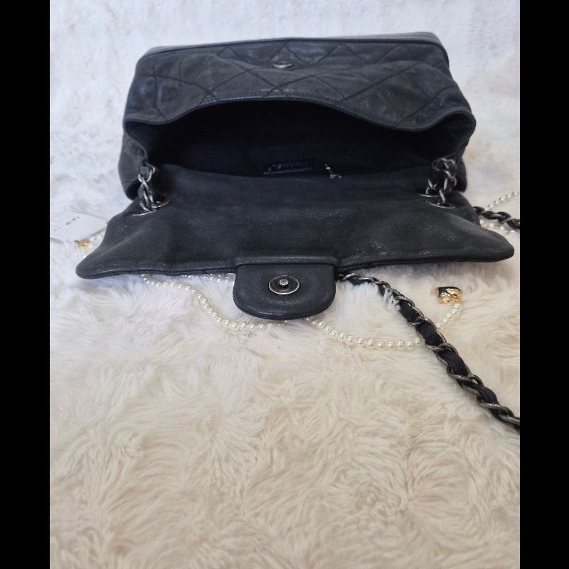 Chanel 黑銀牛皮硬底流浪機場包-5