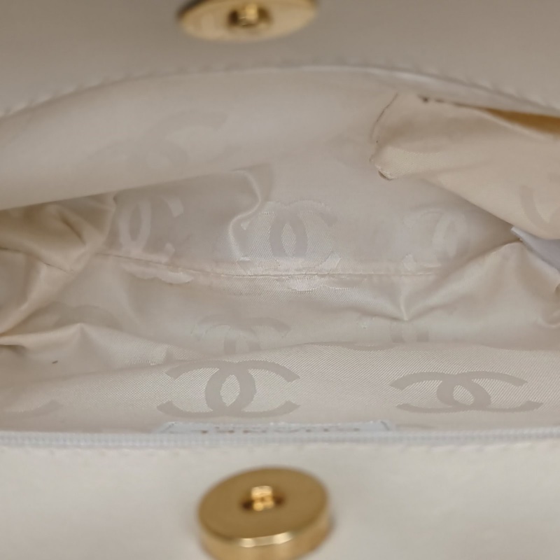 CHANEL 米白色牛皮9開金扣中古kelly手提包龍骨手提-5