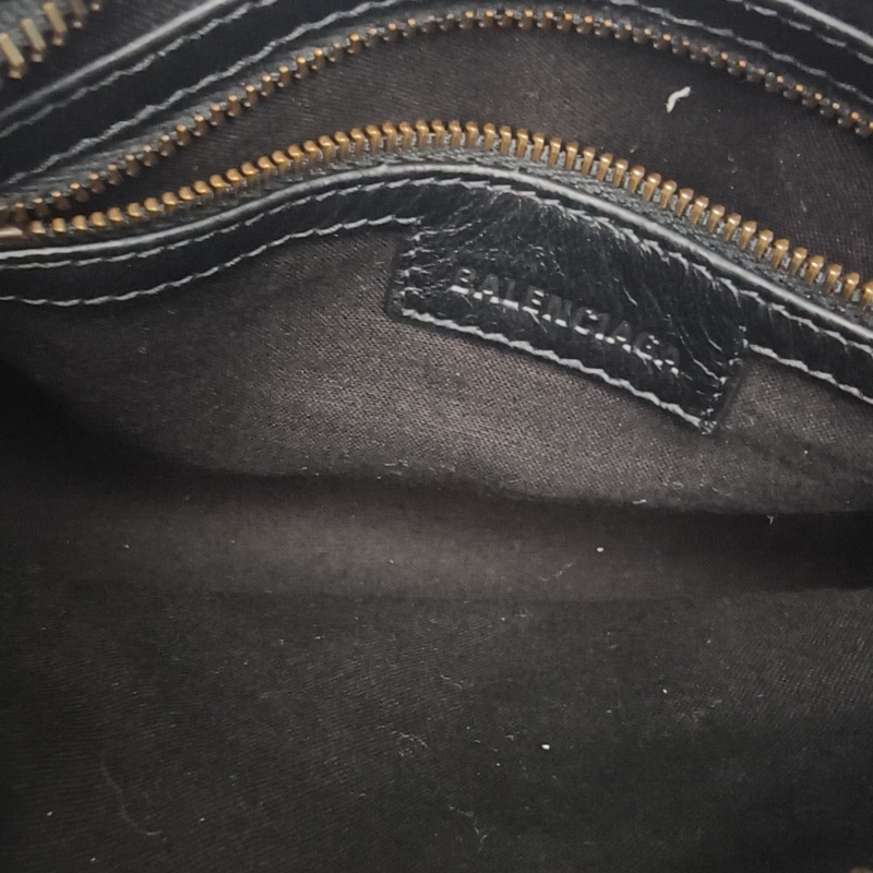 BALENCIAGA CLASSICCITY機車包Mini黑色羊皮鎢鋼扣-4