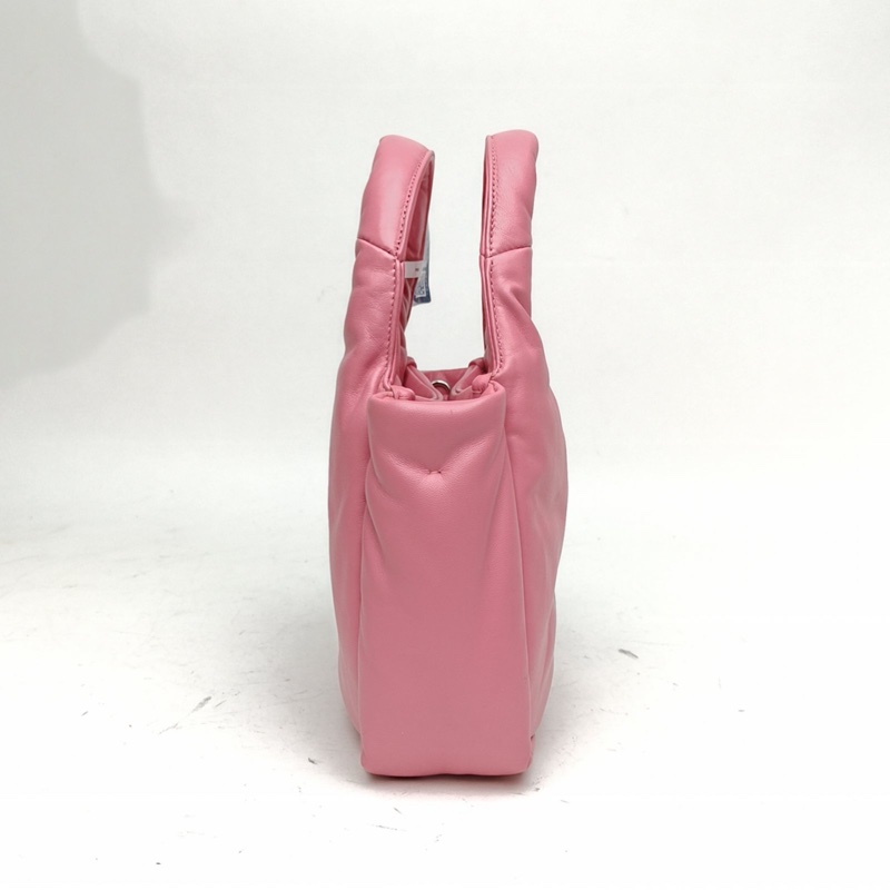 PRADA 粉色羊皮softhobo菜籃子手提包-1