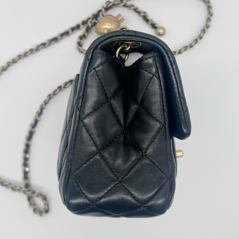 CHANEL 黑色金球方胖子(小羊皮)-3