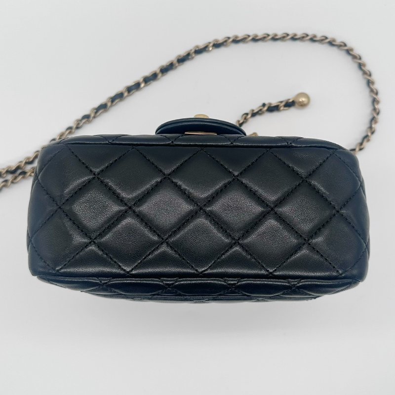 CHANEL 黑色金球方胖子(小羊皮)-10