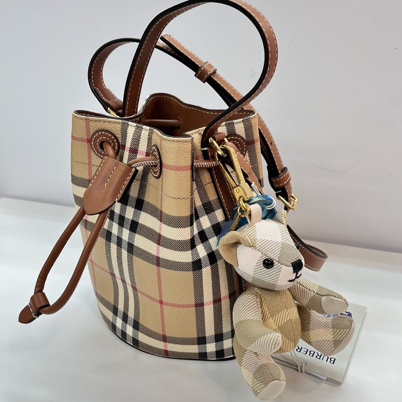 Burberry bucket 8100486 ( Beige )-2