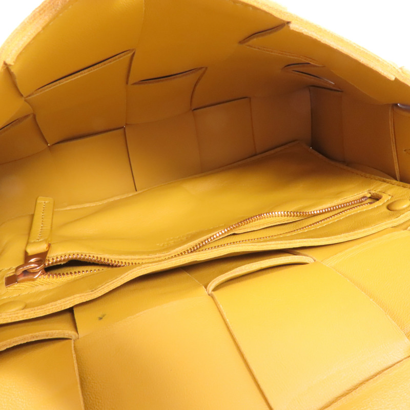 BOTTEGA VENETA 羊皮皮革Cassette Bag肩背袋-5