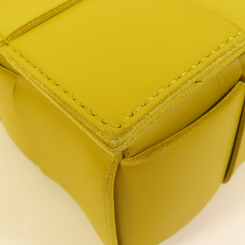 BOTTEGA VENETA 羊皮皮革Cassette Bag肩背袋-11
