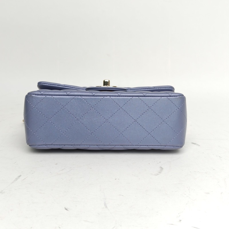 CHANEL CF口蓋包大Mini20cm藍色羊皮晶片開金扣-3