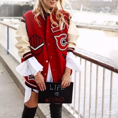 Gucci 全皮字母印花手拿包 黑色牛皮30*20  9新 配件塵袋