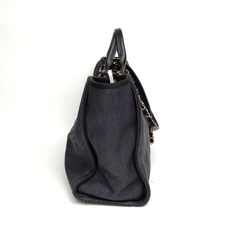 CHANEL 黑色帆布30開金扣沙灘包帶手柄版超大號-3
