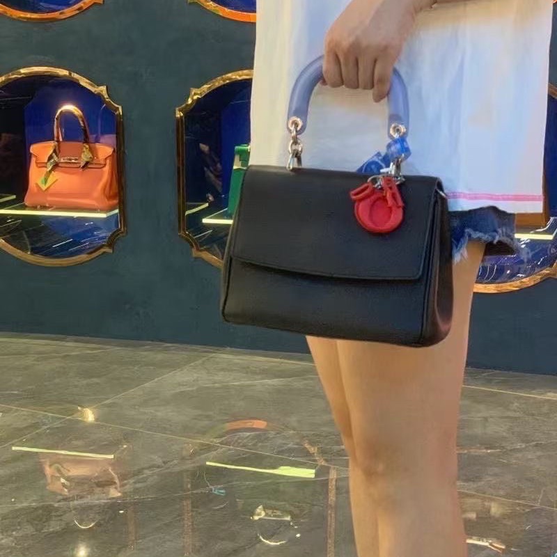 Dior Bedior手提斜背包黑色 銀扣 31*21*13  95新 配件塵袋 保卡 肩帶-0