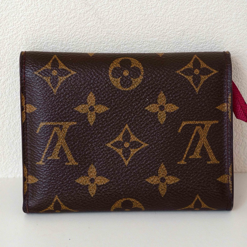 lv 路易威登 紅豆豆短款錢包-1