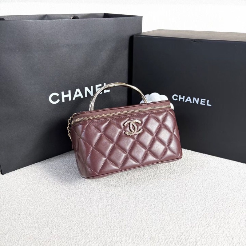 Chanel 水鑽手柄盒子化妝包 新標款 酒紅色 金扣 羊皮16*10*8  95新 配件盒子 說明書 塵袋-4