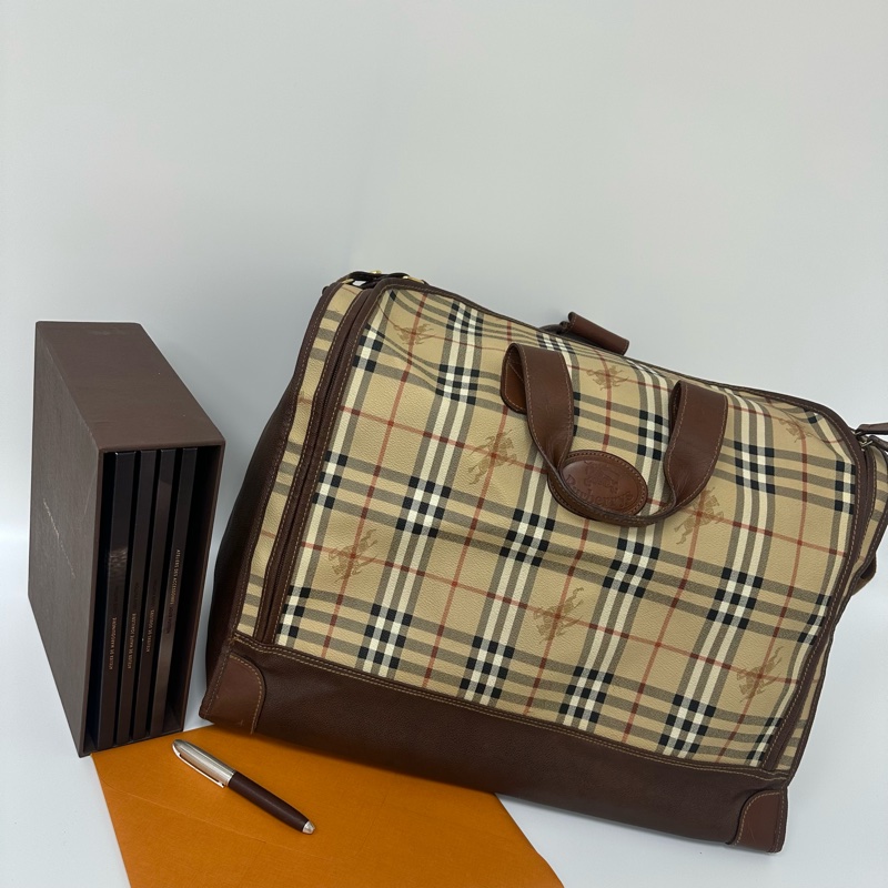 Burberry 經典波士頓旅行包-1