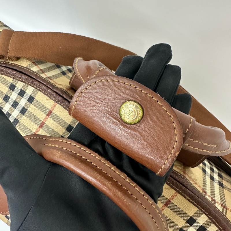 Burberry 經典波士頓旅行包-10