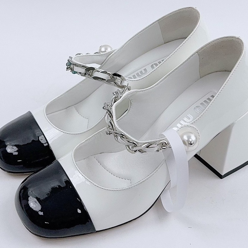 閒置未使用 MiuMiu miumiu瑪麗珍 36碼-0