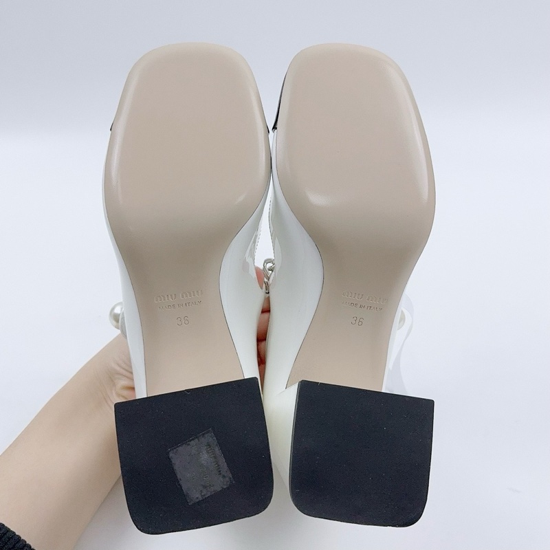 閒置未使用 MiuMiu miumiu瑪麗珍 36碼-7