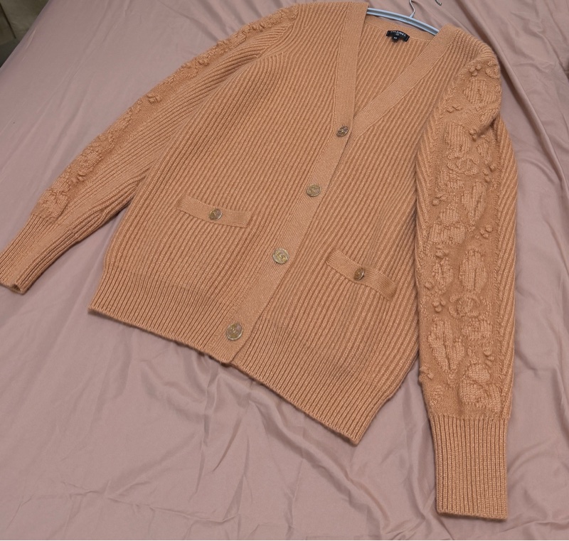 Chanel 香奈兒 21A浮雕袖子針織開襟衫 城堡系列-0