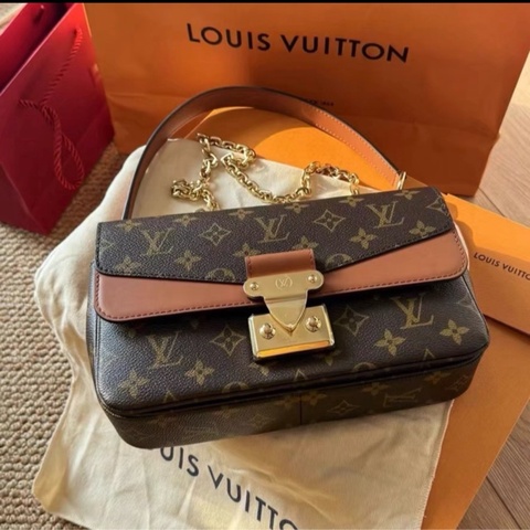 98新 LV 路易威登 肩斜挎包 98% new Louis Vuitton Marceau shoulder/crossbody bag (chip model)