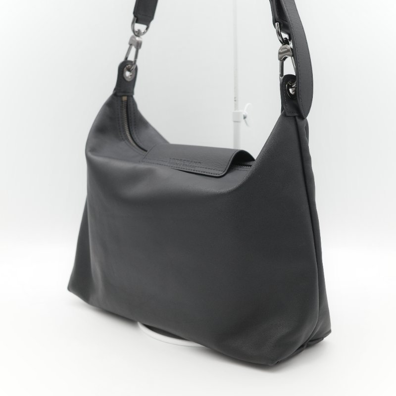 Longchamp 瓏驤 Le Pliage Xtra 經典黑色 頂級平滑小牛皮 中型 半月型單肩腋下包-6