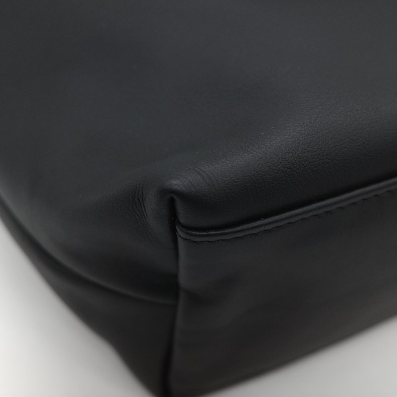 Longchamp 瓏驤 Le Pliage Xtra 經典黑色 頂級平滑小牛皮 中型 半月型單肩腋下包-9