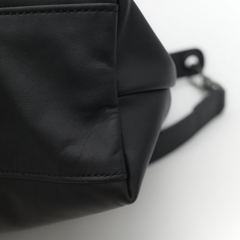 Longchamp 瓏驤 Le Pliage Xtra 經典黑色 頂級平滑小牛皮 中型 半月型單肩腋下包-10