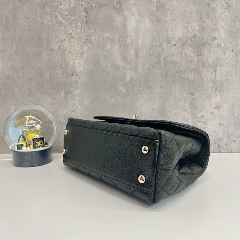 Chanel coco handle24 黑金 荔枝牛 晶片款-5