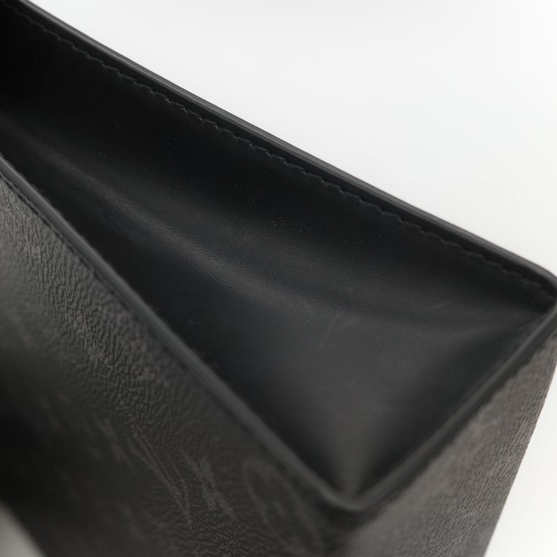 Louis Vuitton 路易威登 Pochette Voyage MM 帆布 經典黑灰雙色 塗層帆布 牛皮中型手拿包-14