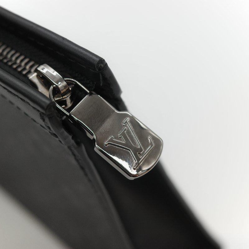 Louis Vuitton 路易威登 Pochette Voyage MM 帆布 經典黑灰雙色 塗層帆布 牛皮中型手拿包-16