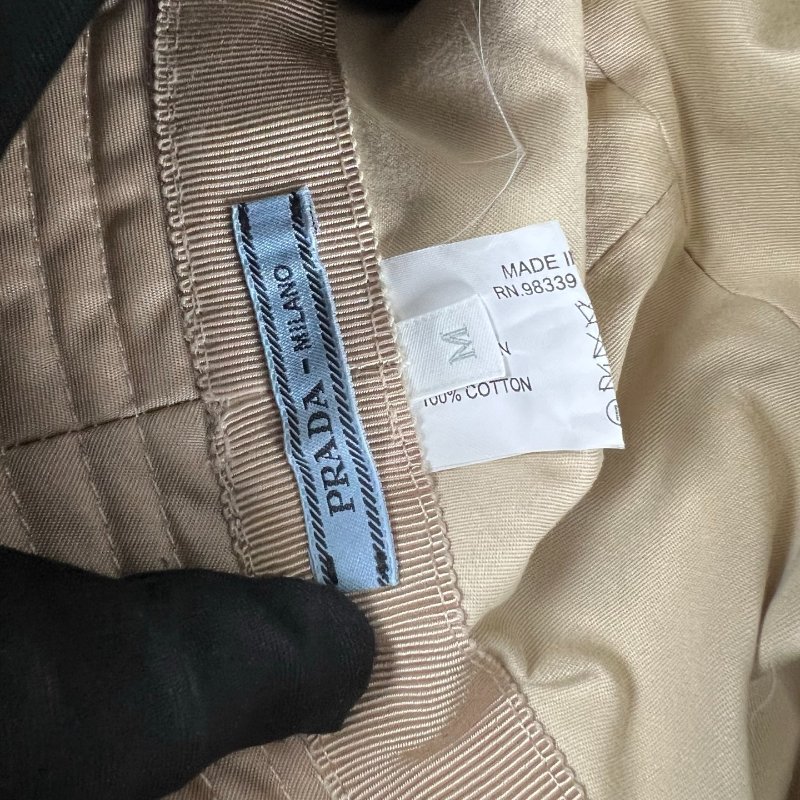 PRADA 淺米色漁夫帽#M-7