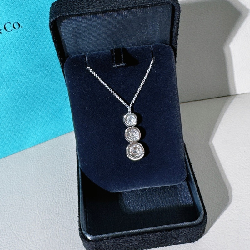 Tiffany蒂芙尼 Circlet系列 Pt950鉑金滿鑽三重圓餅項鍊-3