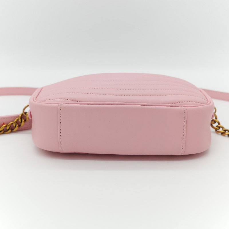 Louis Vuitton 路易威登 New Wave 櫻花粉 絎縫小牛皮 立體波浪紋拉鍊 斜背相機包-7