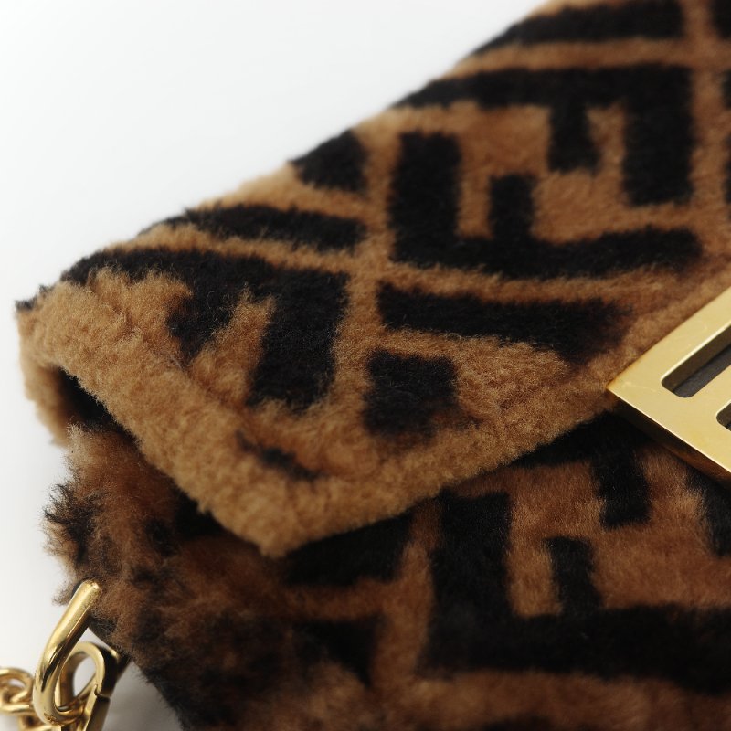 Fendi 芬迪 Baguette 經典FF Logo 滿版 咖啡色 羊毛絨 迷你 腋下肩背 兩用法棍包-12