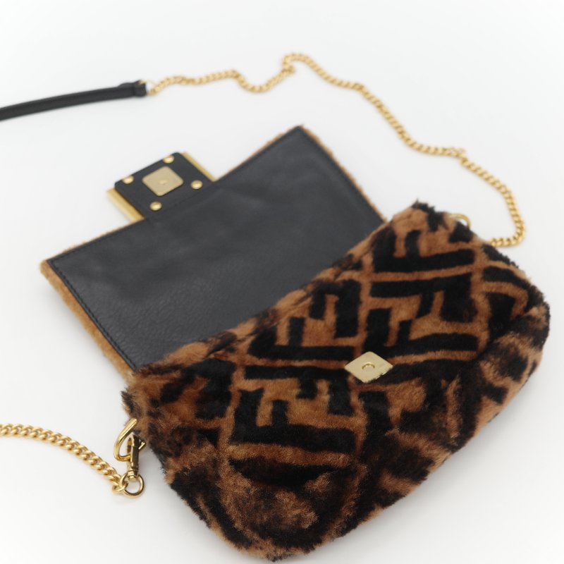 Fendi 芬迪 Baguette 經典FF Logo 滿版 咖啡色 羊毛絨 迷你 腋下肩背 兩用法棍包-14