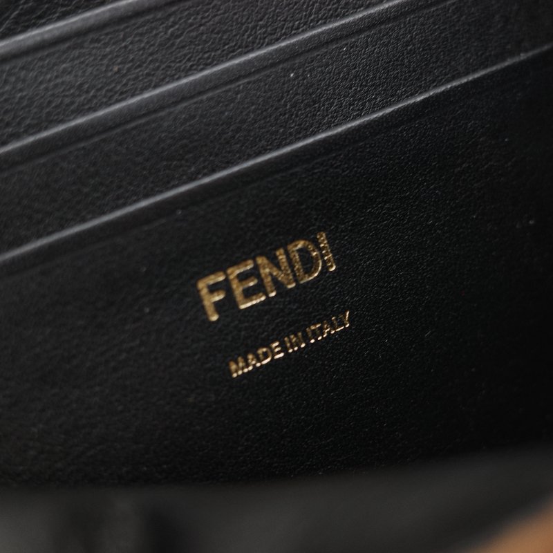 Fendi 芬迪 Baguette 經典FF Logo 滿版 咖啡色 羊毛絨 迷你 腋下肩背 兩用法棍包-18