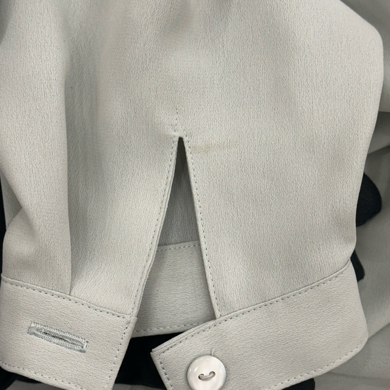 Burberry 復古刺繡上衣-6