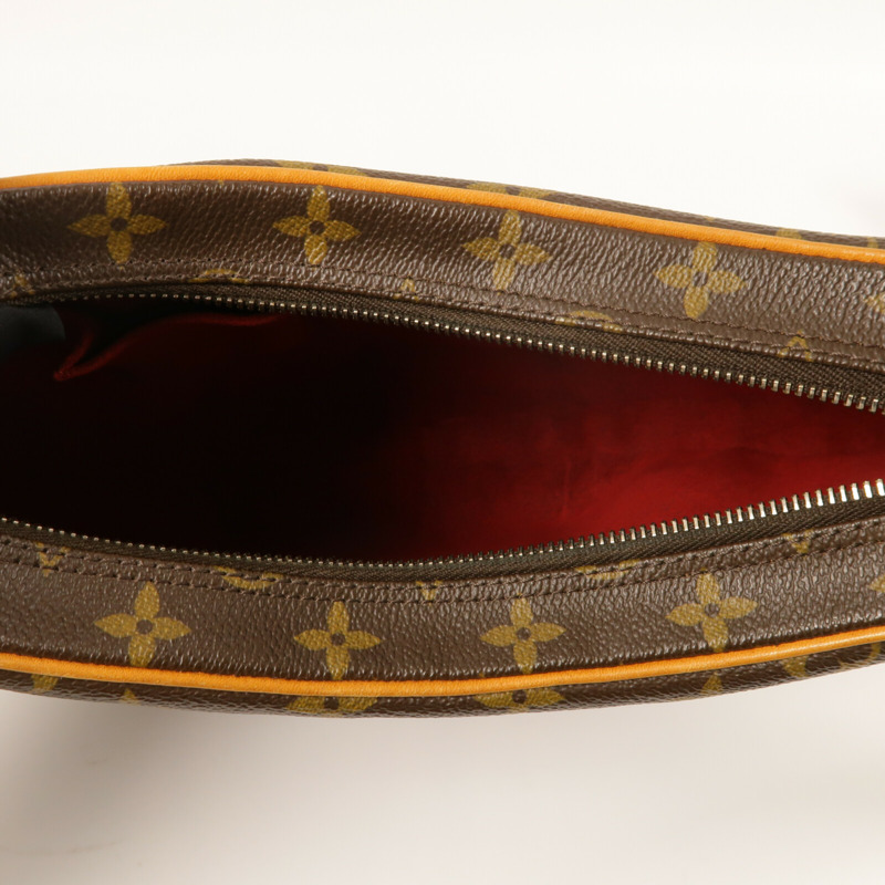 LOUIS VUITTON Monogram Croissant MM金扣肩背袋-4