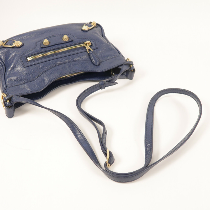 BALENCIAGA 羊皮皮革Mini City金扣肩背袋-7