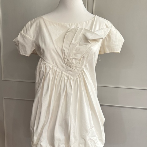 《新歡舊愛》新品正品Miu miu 白色立体剪裁上衣/40/S