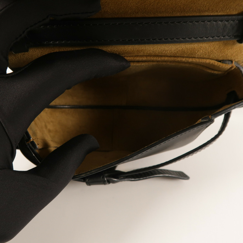 LOEWE 牛皮皮革Mini Gate金扣肩背袋-4