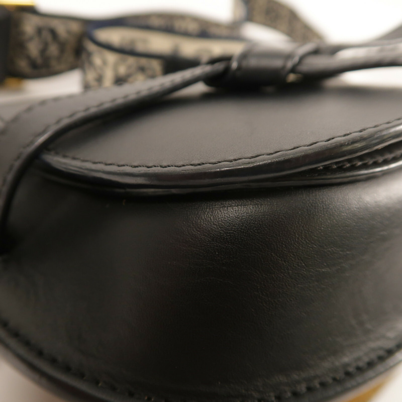 LOEWE 牛皮皮革Mini Gate金扣肩背袋-8