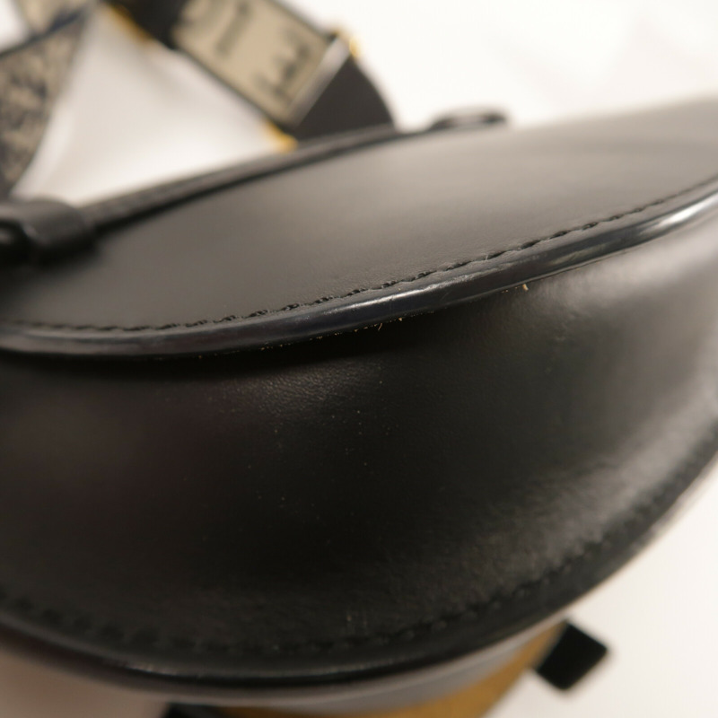 LOEWE 牛皮皮革Mini Gate金扣肩背袋-10